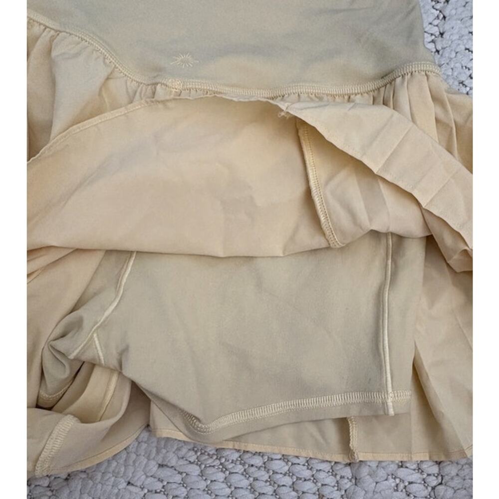 OFFLINE By Aerie Real Me Crossover Flowy Short in Butter Yellow Size Medium - Picture 6 of 6